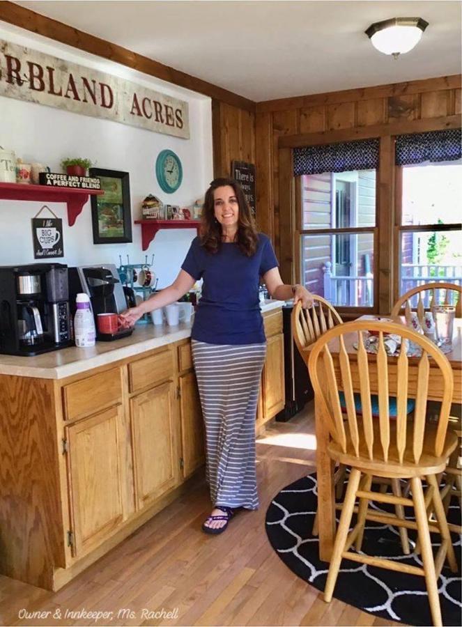 Plain & Fancy Bed & Breakfast Ironton Esterno foto
